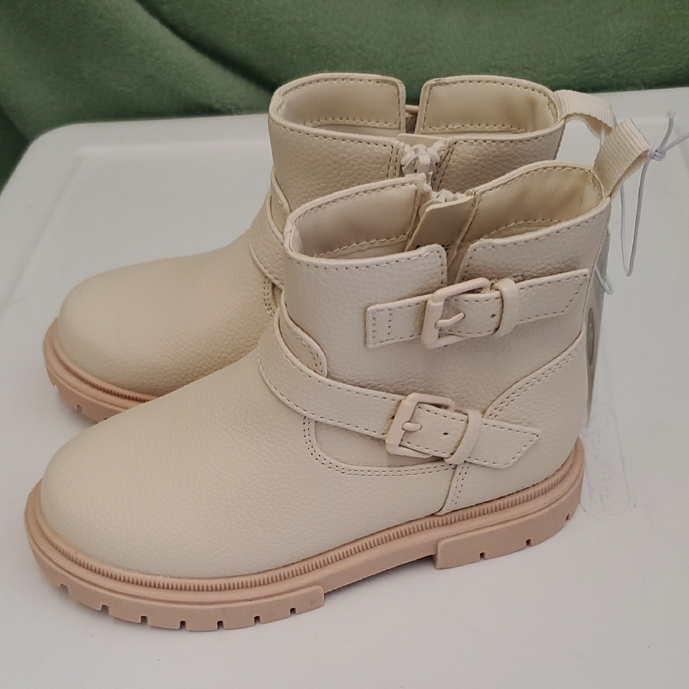 Cat & Jack Cream Kids Boots - Picture 6 of 6